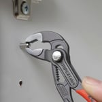 Knipex 87 01 125 SBA Cobra pense