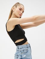 Koton Crop Fitilli Atlet Bisiklet Yaka Bel Detaylı Atlet Kadın