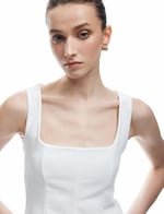 Krep Scuba Kumaş Kare Yaka Kolsuz Peplum Bluz