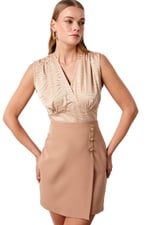 Kruvaze Desenli Saten Bluz - Camel