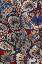 Lacivert Kırmızı Tavuskuşu Desen Mendil