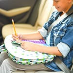 LAPGEAR MyStyle Portatif Lap Masa Minderi, Piksel Desenli, 39.6 cm Dizüstü Bilgisayarlara Uyar