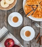 Lavazza BLUE Classy Mini Tekli Servis Espresso Kahve Makinesi LB 300, 5,3 inç x 13 inç x 10,2 inç 2 Kahve seçimi: basit dokunmatik kontroller, 1 programlanabilir ücretsiz doz ve 1 ön set