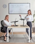 LED Masa Işıklı Dizüstü Bilgisayar Yatak Tepsisi Masası, SAIJI Ayarlanabilir Dizüstü Bilgisayar Standı, XXL PVC Deri Katlanabilir Masa, Kitap Standlı, Bilek Dayanağı, Ekstra Bacak Odası (Siyah)