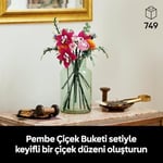 LEGO Botanicals Pembe Çiçek Buketi Yapım Seti 10342 – Anneler Günü'ne Özel Yetişkinler için Gül, Papatya, Peygamber Çiçeği ve Okaliptüs Dahil 15 Yapay Çiçek İçeren Model Yapım Seti (749 Parça)