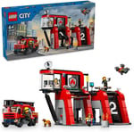 LEGO Cirt İtfaiye Kamyonlu İtfaiye Merkezi 60414-6 Yaş ve Üstü Kız ve Erkek Çocukları için 5 Mini Figür ve 1 Köpek Figürü İçeren Yaratıcı Oyun Seti, Çocuklar için Doğum Günü Hediyesi (843 Parça)