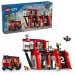 LEGO Cirt İtfaiye Kamyonlu İtfaiye Merkezi 60414-6 Yaş ve Üstü Kız ve Erkek Çocukları için 5 Mini Figür ve 1 Köpek Figürü İçeren Yaratıcı Oyun Seti, Çocuklar için Doğum Günü Hediyesi (843 Parça)