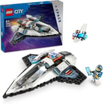 LEGO City Yıldızlararası Uzay Gemisi 60430-6 Yaş ve Üzeri Kız ve Erkek Çocukları için Astronot Minifigürü İçeren Yaratıcı Oyuncak Seti, Çocuklar için Doğum Günü Hediyesi Fikri (240 Parça)