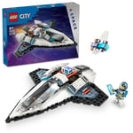 LEGO City Yıldızlararası Uzay Gemisi 60430-6 Yaş ve Üzeri Kız ve Erkek Çocukları için Astronot Minifigürü İçeren Yaratıcı Oyuncak Seti, Çocuklar için Doğum Günü Hediyesi Fikri (240 Parça)