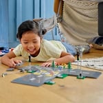 LEGO City Yol Zeminleri 60304 Yapım Seti; Çocuklar için Harika bir Yapım Seti (112 Parça)