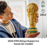 LEGO Editions FIFA Dünya Kupası Resmi Kupa 43020 | 12 Yaş ve Üzeri Çocuklar için 2 İnsan Figürü ve Levha İçeren Dekoratif Oyuncak Yapım Seti, Hediye Fikri (2842 Parça)