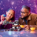 LEGO Technic Dünya ve Ay Yörüngesi Model Yapım Seti 42179-10 Yaş ve Üzeri Kız ve Erkek Çocuklar için Uzay Oyuncakları, Bağımsız ve Yaratıcı Güneş Sistemi Oyuncağı, Doğum Günü Fikri (526 Parça)