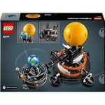 LEGO Technic Dünya ve Ay Yörüngesi Model Yapım Seti 42179-10 Yaş ve Üzeri Kız ve Erkek Çocuklar için Uzay Oyuncakları, Bağımsız ve Yaratıcı Güneş Sistemi Oyuncağı, Doğum Günü Fikri (526 Parça)
