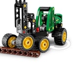 LEGO Technic John Deere 1470H Tekerlekli Orman Makinesi 42218 | 7 Yaş ve Üzeri Kız ve Erkek Çocuklar için Çalışan Kepçe ve Kütük İçeren Oyuncak Yapım Seti, Hediye Fikri (117 Parça)