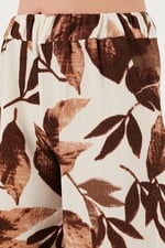 Lela Desenli Regular Fit Truvakar Kol V Yaka Alt-Üst Takım Bayan TAKIM 5865357 - Bedenler: S, M, L, XL