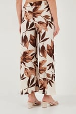 Lela Desenli Regular Fit Truvakar Kol V Yaka Alt-Üst Takım Bayan TAKIM 5865357 - Bedenler: S, M, L, XL