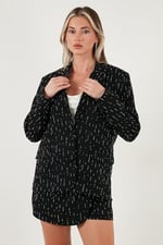 Lela Taşlı Regular Fit Broş Detaylı Ceket-Şort Etek Takım Bayan TAKIM 6839618 - Bedenler: S, M, L