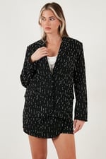 Lela Taşlı Regular Fit Broş Detaylı Ceket-Şort Etek Takım Bayan TAKIM 6839618 - Bedenler: S, M, L