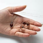 Madam Matmazel Hediye Kutulu 925 Ayar Gümüş Renk Değiştiren Zultanit Taşlı Kalp Kadın Kolye, 7mm,Kız, Arkadaş, Eş, Anne