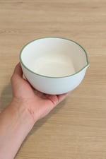 Matchiva Geleneksel Japon Matcha Seti, 4 Parça, Seramik Kase, Bambu Çırpıcı, Çırpıcı Standı, Bambu Kaşık, Beyaz ve Yeşil