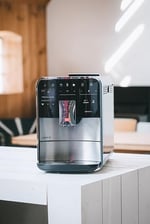 Melitta Caffeo Barista TS Smart Tam Otomatik Kahve Makinesi Gümüş