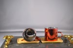 Metalik Kırmızı Kahve Fincanı Seti 4 parça – 2’li Paslanmaz İç Yüzeyli Espresso & Türk Kahvesi Fincanı- Kupası, 2 adet Ahşap Altlıklı Şık Tasarım, Hediye Seti-Yeni yıl- Anneler günü