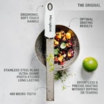 Microplane Zester mutfak rendesi, beyaz, narenciye, sert peynir, zencefil, çikolata ve muskat fındığı için, ince paslanmaz çelik bıçaklı - ABD'de üretilmiştir