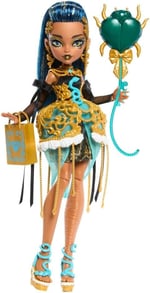 Monster High Altın rengi parti elbisesi giyen Cleo De Nile bebek ve davetiye, balon, hediye ve ruj gibi temaya uygun aksesuarlar, JBG76