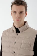 Morven Erkek Bej Polyester Çıtçıtlı Kapitone Yelek