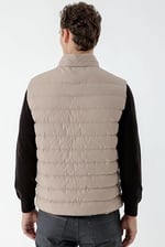 Morven Erkek Bej Polyester Çıtçıtlı Kapitone Yelek
