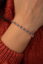 NEREZE 925 Ayar Asansörlü Mistik Topaz Taşlı Bileklik Kadın Gümüş Bileklik