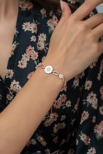 NEREZE 925 Ayar Gümüş Asansörlü Papatya Kadın Gümüş Bileklik