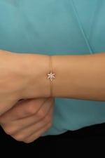 NEREZE 925 Ayar Gümüş Beyaz Taşlı Lotus Çiçeği Bileklik