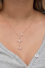 NEREZE 925 Ayar Gümüş Rose Zirkon Taşlı 3'Lü Kutup Yıldızı Kolye