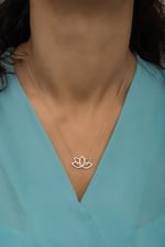 NEREZE 925 Ayar Gümüş Zirkon Taşlı Lotus Çiçeği Kolye
