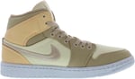 Nike Kadın Basketbol Ayakkabısı, Muslin/Çöl -Celestrial Gold, 8.5