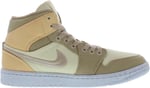 Nike Kadın Basketbol Ayakkabısı, Muslin/Çöl -Celestrial Gold, 8.5