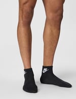 Nike Üniseks her bilek çorabı için vazgeçilmezdir (3 çift)