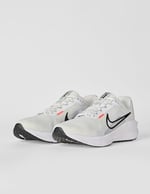 Nike Unisex Downshifter 13 spor ayakkabı, çok renkli, 45,5 EU