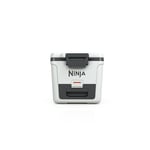 Ninja FrostVault Hard Cooler 28 l, birinci sınıf yalıtımlı soğutma kutusu, 6 güne kadar buz tutar, buzdolabı sıcaklığına sahip entegre kuru saklama çekmece - Seçenekler: Beyaz 28 L, 28L Gri, 42L Beyaz