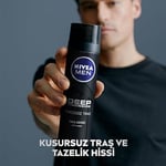 NIVEA MEN Erkek Deep Dimension Tıraş Köpüğü 200 ml, Kusursuz Tıraş,Aktif Karbon, Kaygan Tıraş Deneyimi
