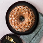 Nordic Ware - 88377 Nordic Ware Jubilee Bundt Tava, One, Gold
