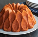 Nordic Ware -NON-Stick kek pişirme kalıbı-taç, alüminyum, altın, 25,4 X 25,4 X 9,9 cm