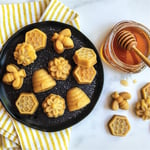 Nordicware Meşgul Arılar Mini Kek Kalıbı