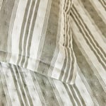 Ocean Home Textile Pamuklu Kapitoneli Haki Renk Çizgi Desen Tek Kişilik Yatak Örtüsü Seti 1 Adet 180 X 230 / 1 Adet 50 X 70 Cm