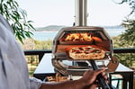 ooni Karu 16 Açık Hava Pizza Fırını, Çeşitli Yakıt Türleri ile Çalışabilir, Taşınabilir Açık Hava Pizza Fırını ile Arka Bahçede veya Ötesinde Pişir