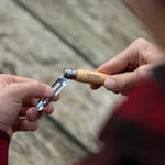 Opinel Soyma bıçağı No. 06, katlanabilir, sap kayın ağacından üretilmiştir, bıçak uzunluğu 6,0 cm, 254602