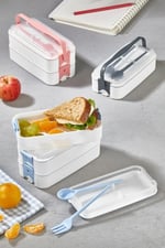 Orret Home 1260 ml 3 Katlı 6 Bölmeli BPA'sız PP Plastik Sefer Taşıma ve Beslenme Çantası, Kilitli Bento Lunch Box, Mikrodalgaya Uygun, Çatal ve Kaşık Dahil (Krem)