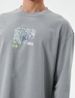 Oversize Sweat Uzakdoğu Baskılı Bisiklet Yaka Kumaş Detaylı
