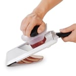 OXO - Good Grips Paslanmaz Çelik Bıçaklı Sebze Dilimleyicisi/El Dilimleyicisi, Beyaz